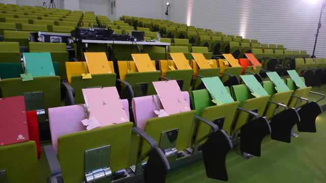 Das Klimaparament Rhein-Main im Senckenberg Naturmuseum Frankfurt, vor dem Auftritt der Botschafter:innen